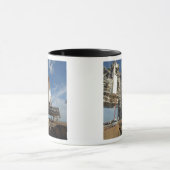 Ein Space Shuttle Atlantis auf dem Launch Pad 39A Tasse (Zentrum)