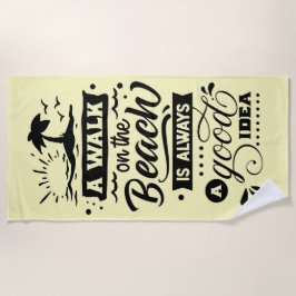 Ein Spaziergang am Strand ist immer eine gute Idee Strandtuch