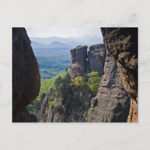 Ein Spaziergang durch die Ruinen der Burg Belograd Postkarte