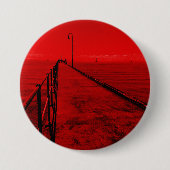 Ein Spaziergang entlang der Anlegestelle am Meer Button (Vorderseite)