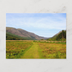 ein Spaziergang ins Tal Postkarte