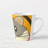 Ein spielerischer und lustiger Hamster Milchtasse (Rechts)