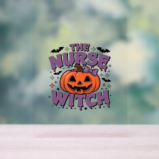 Ein spielerisches Design mit Kürbishexe und einem Acrylschild (Neutral)