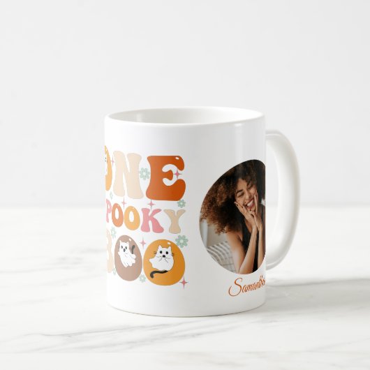 Ein Spooky Boo Groovy Halloween Cat Ghost Foto Kaffeetasse (VorderseiteRechts)
