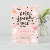 Ein Spooky Girl Niedlich Halloween Ghost 1. Geburt Einladung (Stehend Vorderseite)