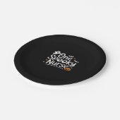 Ein Spooky Nurse Funny Ghost Nurse Halloween Essen Pappteller (Schrägansicht)