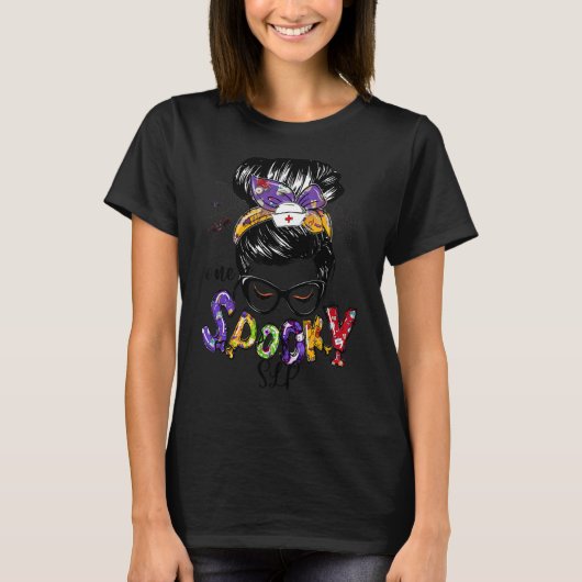 Ein Spooky SLP Messy Bun Happy Halloween T-Shirt (Vorderseite)