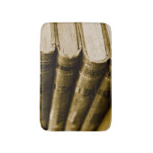 Ein Stapel alter Bücher Badematte (Vorderseite Vertikal)