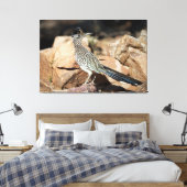 Ein Straßenläufer hält sich kurzzeitig auf die Suc Leinwanddruck (Insitu (Schlafzimmer))