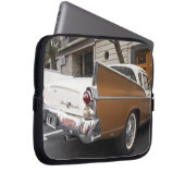 Ein Studebaker Silver Hawk Classic Car geparkt auf Laptopschutzhülle (Vorne Rechts)