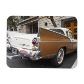 Ein Studebaker Silver Hawk Classic Car geparkt auf Magnet (Horizontal)