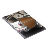 Ein Studebaker Silver Hawk Classic Car geparkt auf Notizblock (Rechte Seite)