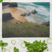 Ein stürmischer, launenhafter Strand, aquamarines Geschirrtuch (Gefaltet)