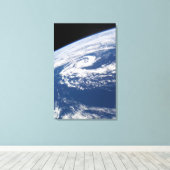 Ein subtropischer Zyklon Leinwanddruck (Insitu (Holzboden))