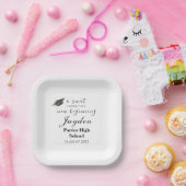 Ein Süß, der zu einem neuen Beginnend-Abschluss en Pappteller (Party)