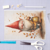 Ein süßer kleiner Gnome Seidenpapier (Handwerk)