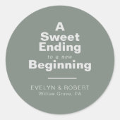 Ein süßes Ende für eine neue Hochzeit Runder Aufkleber (Vorderseite)
