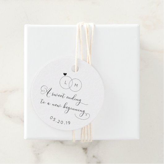 Ein süßes Ende für eine neue Hochzeitsrunde Geschenkanhänger (Beispiel)