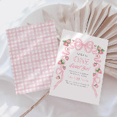 Ein süßes Mädchen | Strawberry Pink Bow 1. Geburts Einladung