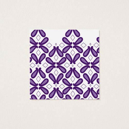 Ein symmetrisches Muster mit weißem und lila m (Rückseite)