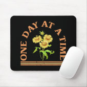 Ein Tag zu einer Zeit Mousepad (Mit Mouse)