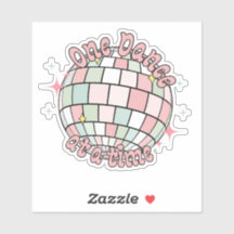 Ein Tanz zu einem Zeitpunkt rosa Disco Ball , Sobr