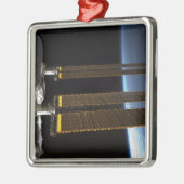 Ein Teil der Internationalen Raumstation 2 Silbernes Ornament (Links)