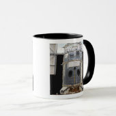 Ein Teil des Hubble-Weltraumteleskops Tasse (VorderseiteRechts)