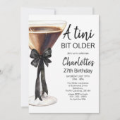 Ein tini bisschen älter Black Ribbon Martini Gebur Einladung (Vorderseite)