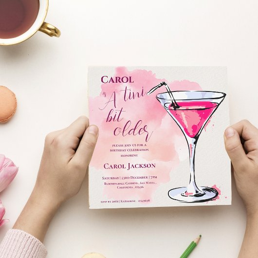 Ein Tini-bisschen älter rosa Cocktail zum Geburtst