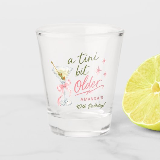 Ein Tini bisschen älteres Schnapsglas (Vorderseite)