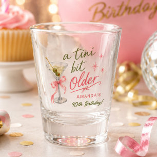 Ein Tini bisschen älteres Schnapsglas