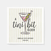 Ein Tini Bit Ältere Martini betrachtete Geburtstag Serviette (Vorderseite)