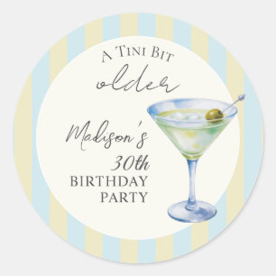 Ein Tini-Bit älterer Martini-Cocktail-Birthday-Par Runder Aufkleber