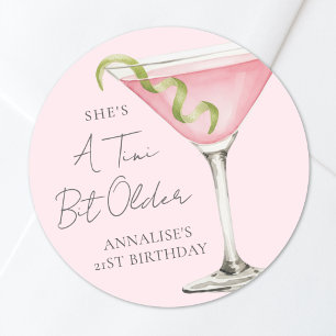 Ein Tini Bit älterer Martini Geburtstag Runder Aufkleber