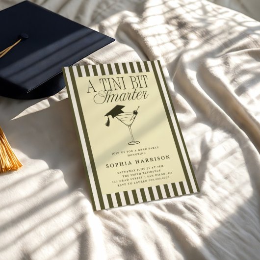 Ein Tini-Bit intelligenter Abschluss Einladung