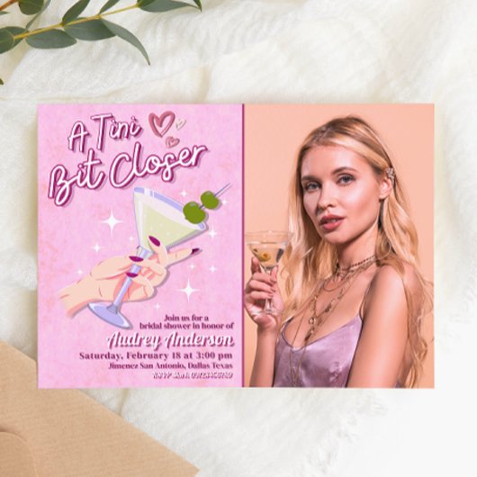 Ein Tini etwas Naher Martini-Brautparty mit Foto Einladung