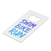 Ein tolles Triathlon-Geschenk für Ihren Freund ode Geldbeutel Flaschenöffner (Vorderseite Schrägansicht)