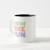 Ein tolles Triathlon-Geschenk für Ihren Freund ode Zweifarbige Tasse (Vorderseite Links)