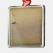 Ein Traktorernten Silbernes Ornament (Links)