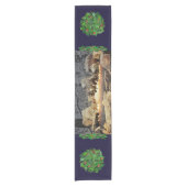 Ein Tranquil brennender Weihnachten-Klotz mit Kurzer Tischläufer (Vorderseite)