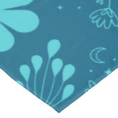 Ein trendiges cyanfarbenes Blumendesign Tischdecke (Schrägansicht)
