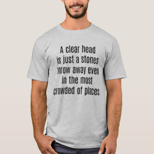 Ein übersichtlicher T - Shirt für Männer