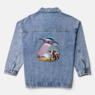 Ein UFO, das eine Kuh entführt, mit einem Strahl a Jeansjacke