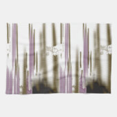 Ein unberührter See inmitten schneebedeckter Berge Geschirrtuch (Horizontal)