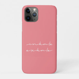 Ein- und Ausatmung in weißer fließender Schrift Case-Mate iPhone Hülle