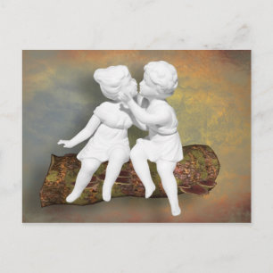 Ein unschuldiger süßer Kuss der Kindheit Postkarte