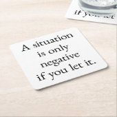 Ein Untersetzer zum Lagepapier (angewinkelt)