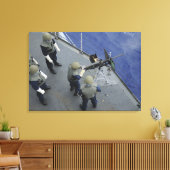 Ein US-Seeleute feuert einen 50-Kaliber M2HB Leinwanddruck (Insitu (Wohnzimmer))