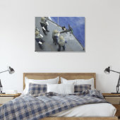 Ein US-Seeleute feuert einen 50-Kaliber M2HB Leinwanddruck (Insitu (Schlafzimmer))